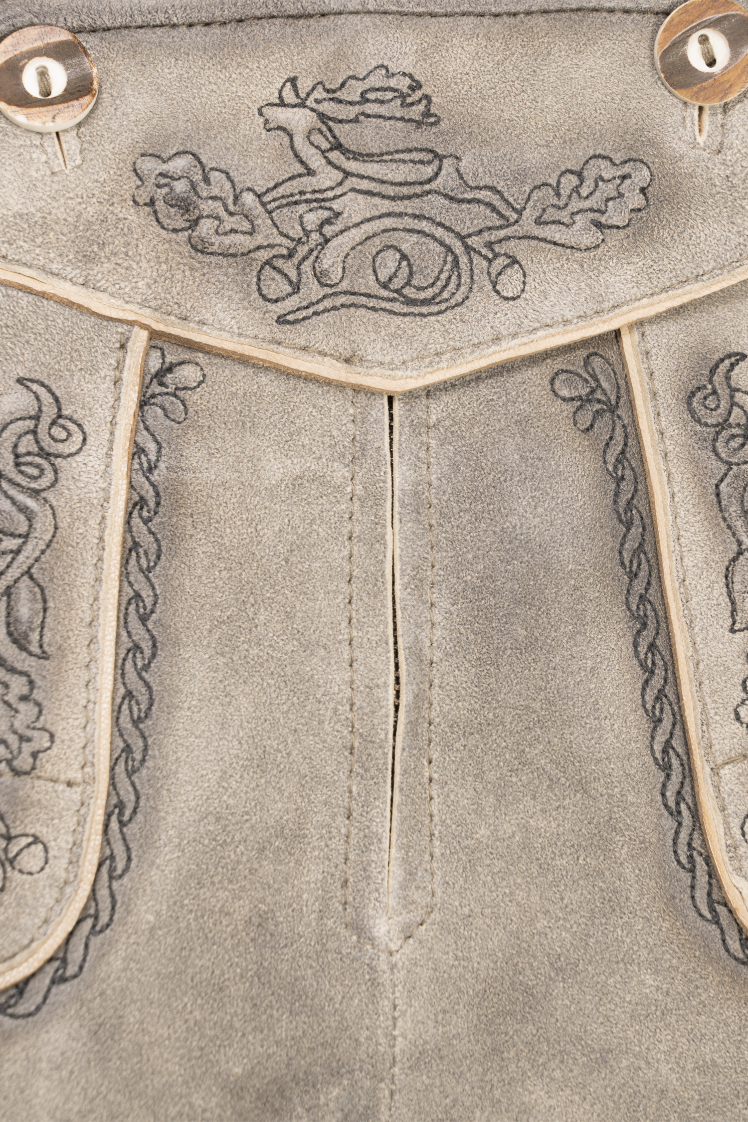 Lederhose Bogensee in Steingrau Detail Latz