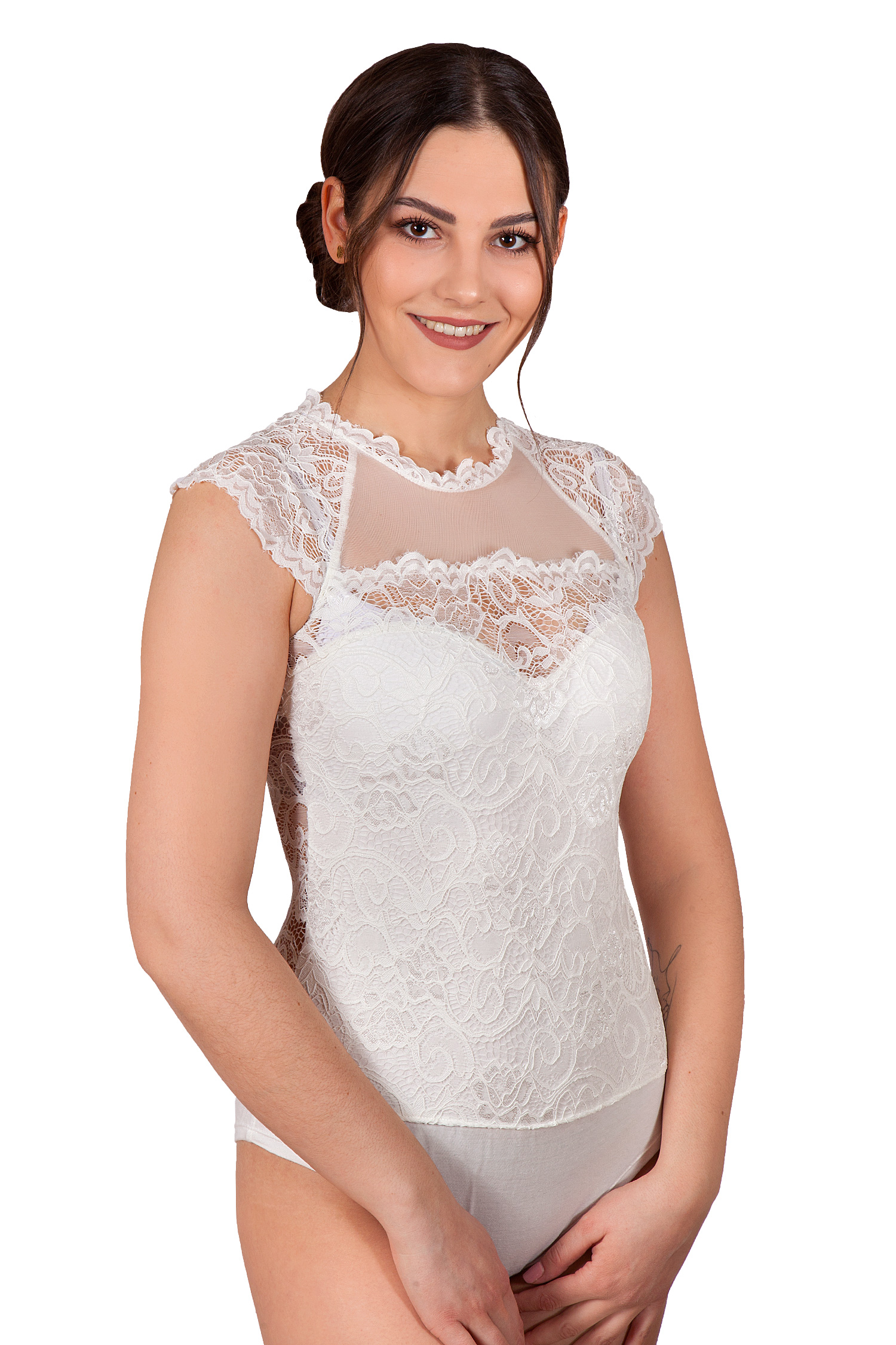 Blusenbody Romy in weiß aus Spitze hochgeschlossen