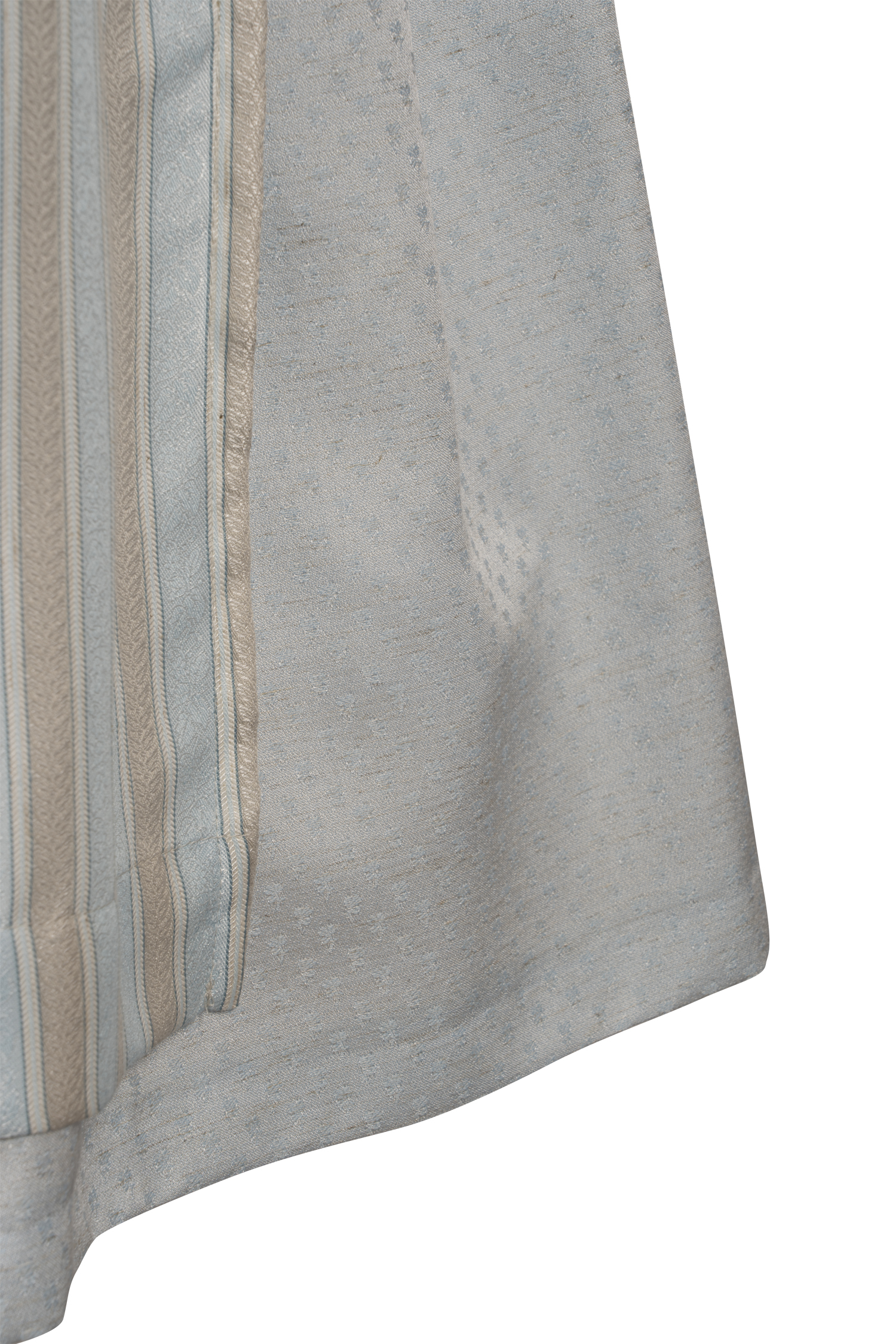 Dirndl von Hammerschmid in Hellblau Detail Rock