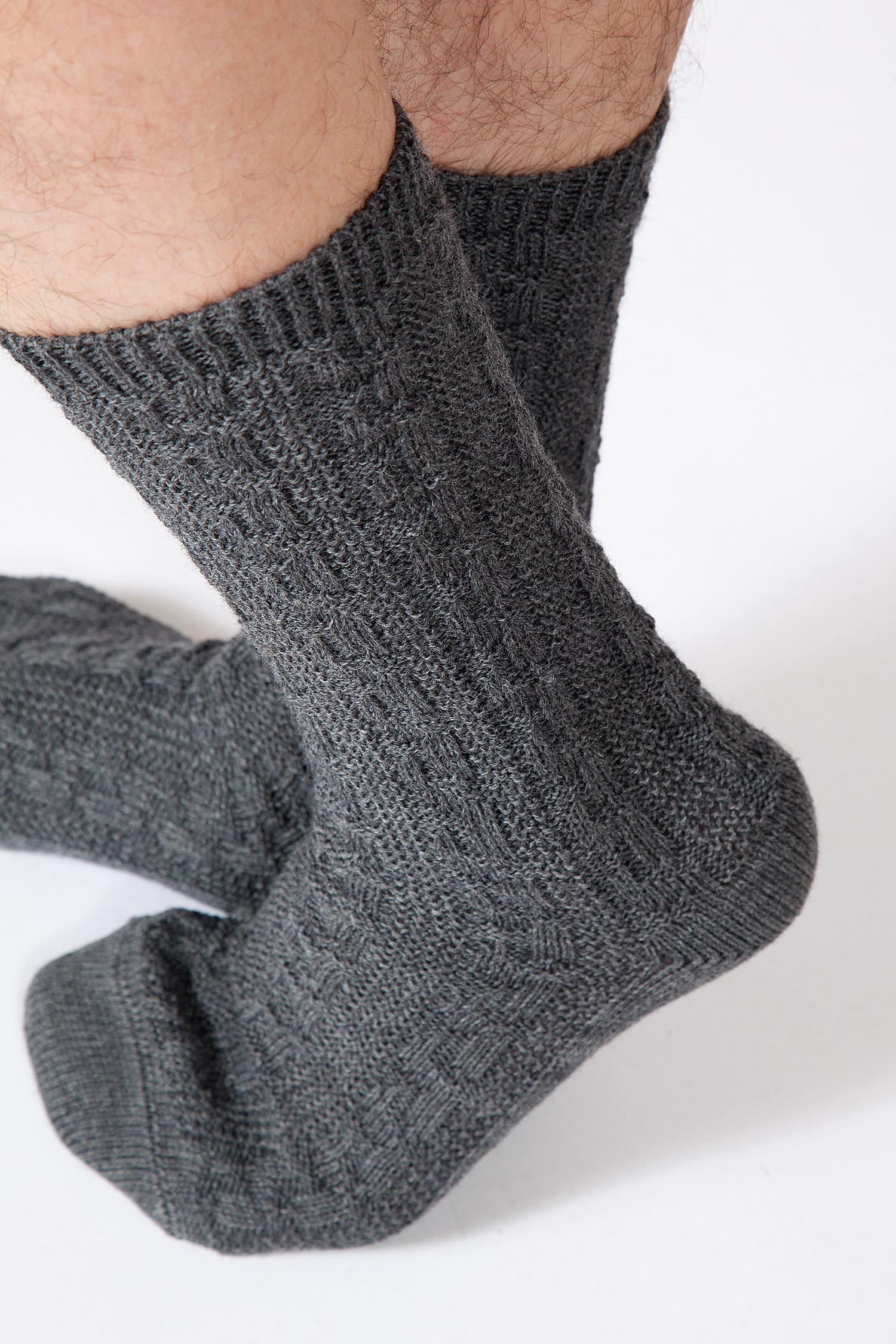 Trachtensocken in grau aus Wolle
