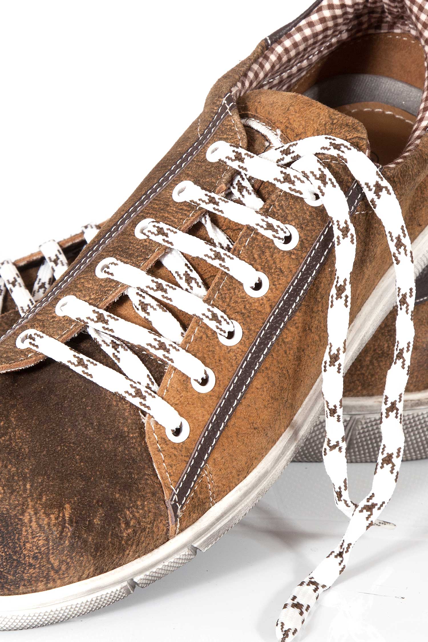 Trachten Sneaker Siegfried in bernstein wood Detail