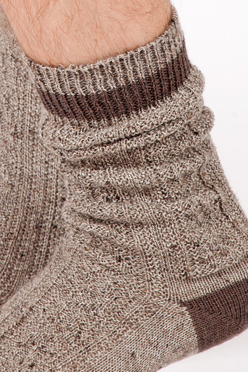 Herren Trachtensocken in mittelbraun melange Detail 