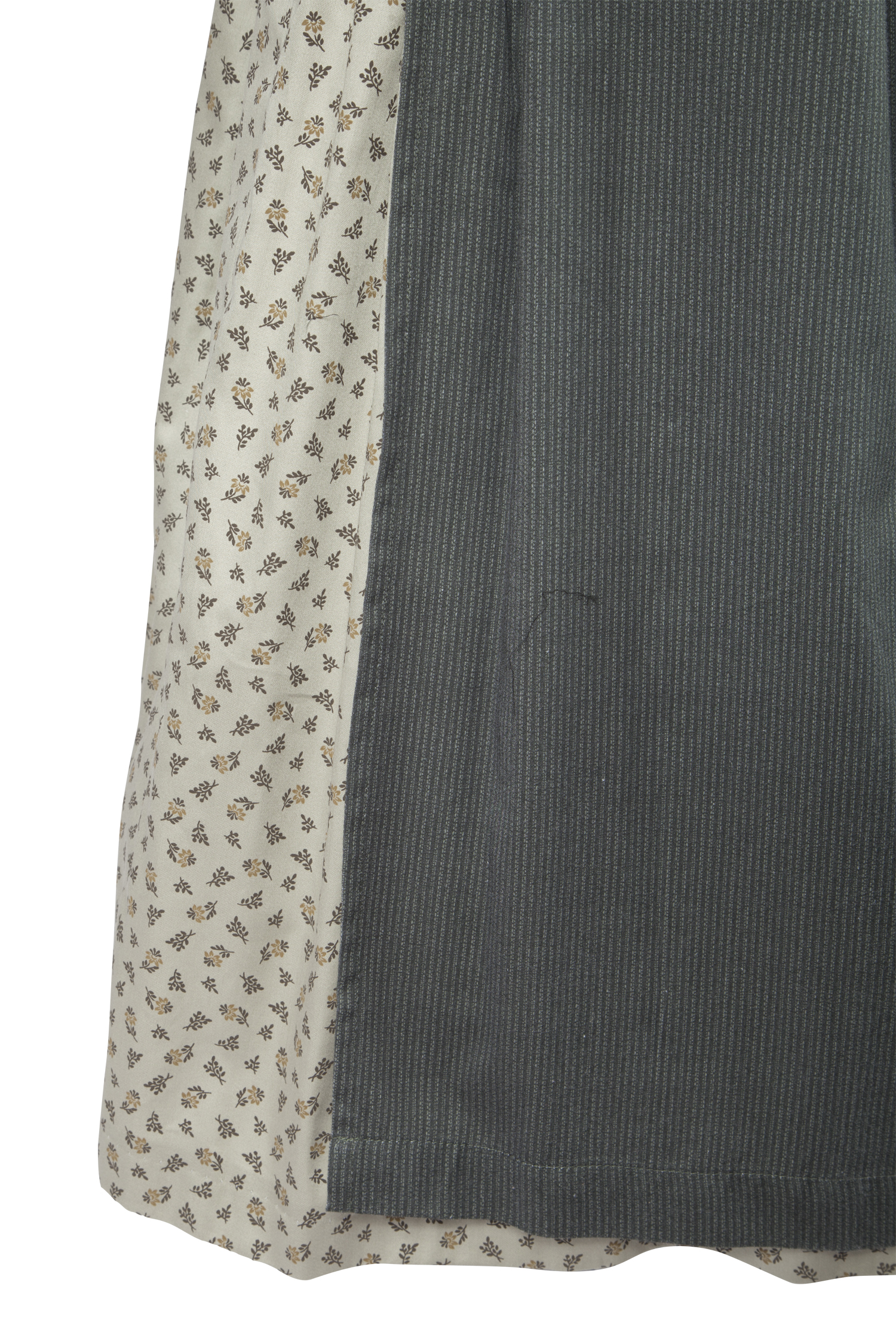 Dirndl Livia in grün mit Schließe - Detail Rock